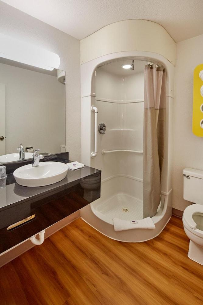 6-blythe, Ca Hotel 2*