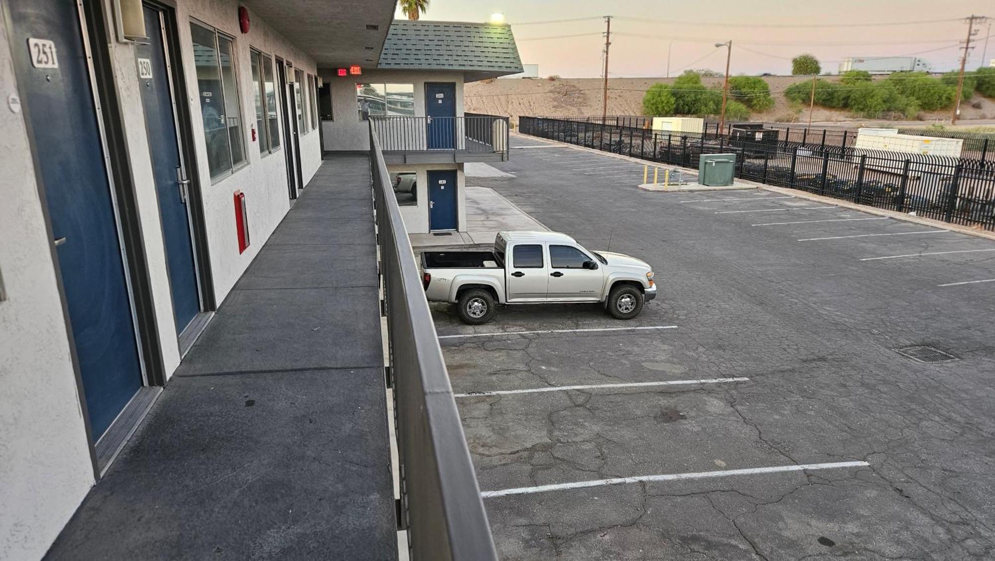 6-blythe, Ca Blythe