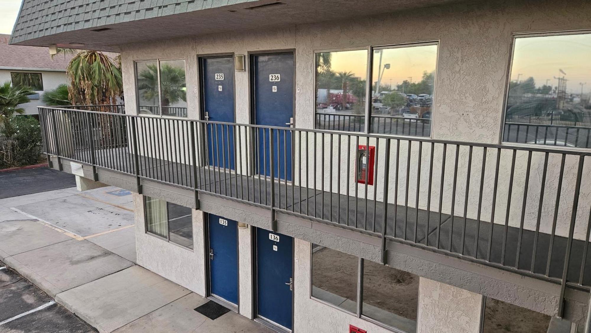 6-blythe, Ca
